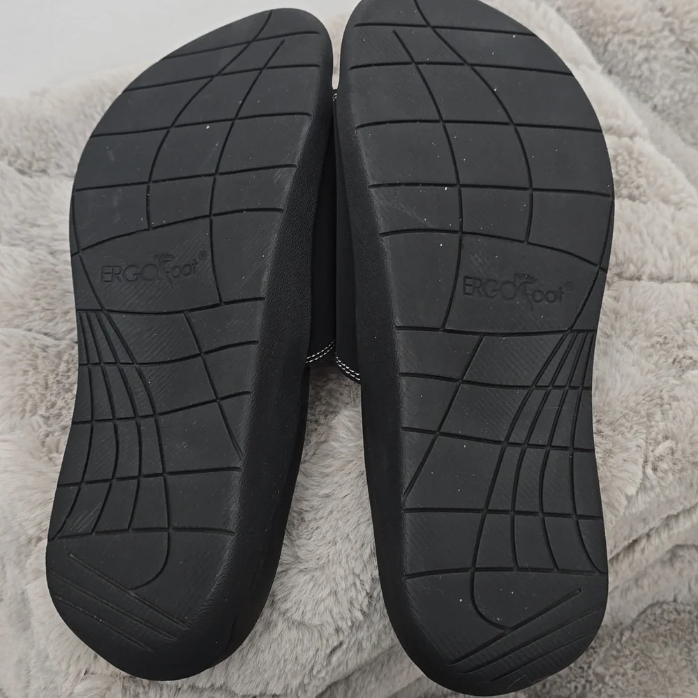 Ergo Foot Black Slide Sandals - Picture 5 of 5